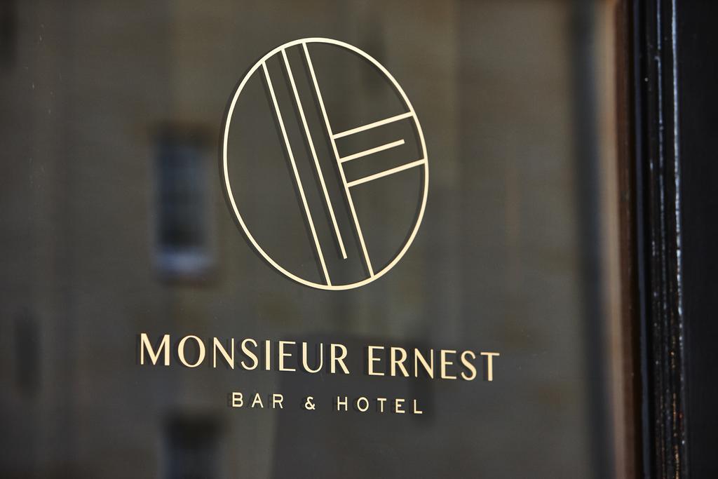 Monsieur Ernest 3*